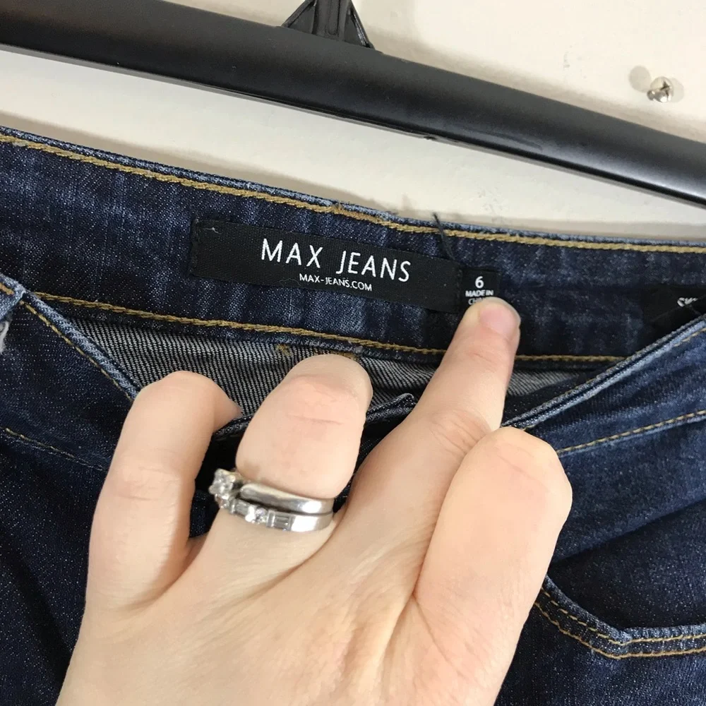 Max Jeans skimmer dark wash distressed skinny jean